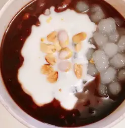 Chè Đậu Đỏ - 35.000 ₫ tại Chè Thái Bé Bông - Sinh Tố & Nước Ép - Bạch Đằng