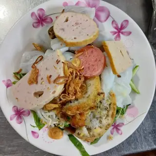 bánh cuốn nóng phần lớn - 45.000 ₫ tại Bánh Cuốn Cô Thắm - Cách Mạng Tháng 8
