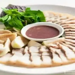 Hình ảnh Cơm thịt luộc cà pháo mắm tôm