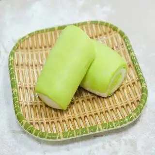 Bánh bao lá dứa - 1 cái - 7.000 ₫ tại Cá Viên Chiên - Cá Viên Chiên Mắm Tỏi - Đường Số 3