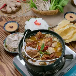 Hình ảnh Lẩu Vịt Nấu Chao - Lòng Khìa Nước Dừa Tươi - Trường Sa