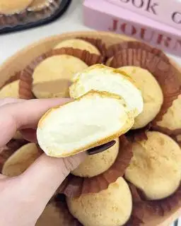 Hình ảnh Set 2 bánh su kem