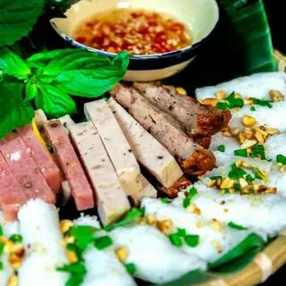 Bánh hỏi thập cẩm - tô - 70.000 ₫ tại Bún Thịt Nướng Ngọc Lan - Đường Số 30