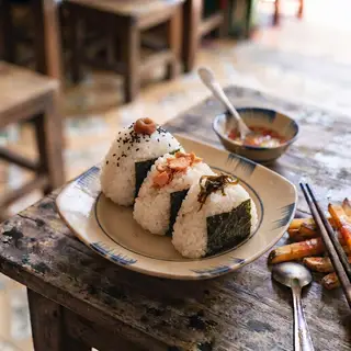 Hình ảnh Cơm nắm