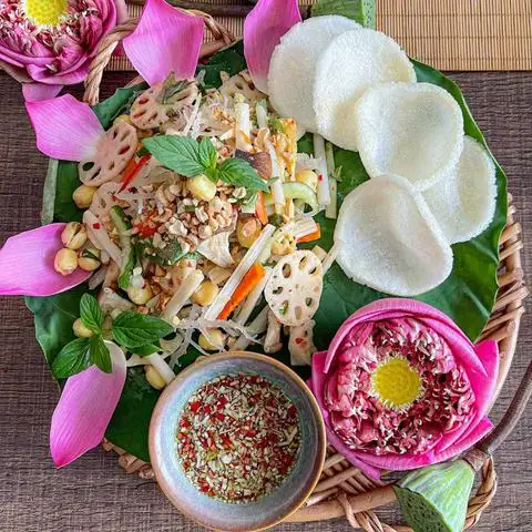 Quán Chay Tuệ Tâm - Vườn Lài - Món chay gần bạn