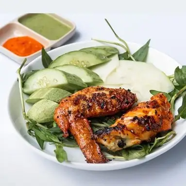 Cánh gà nướng sate - 30.000 ₫ tại Chân Gà Nướng & Bạch Tuộc Nướng - Đoàn Văn Bơ