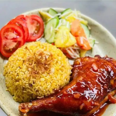 Hình ảnh Cơm Mì Chị Béo - Cơm Gà & Mì Trộn - Phú Diễn