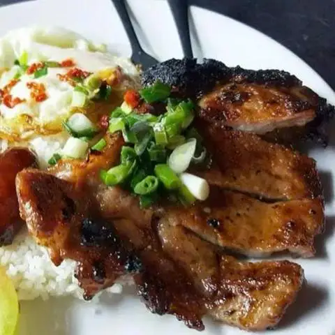 Cơm Tấm Đêm Cô Bảy - Nguyễn Tri Phương - Cơm/Cơm tấm gần bạn
