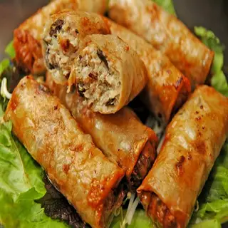 Nem cuốn - 23.000 ₫ tại Bếp Nhà Mình Food - Cao Thắng
