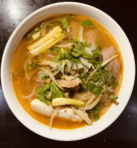 Bún Bò Huế O Phô - Trần Não - Bún/Phở/Mỳ/Cháo gần bạn