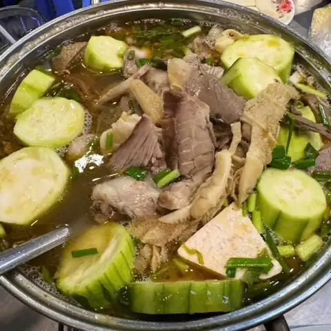 Hình ảnh Lẩu Bò Trâm Anh - Lê Văn Lương