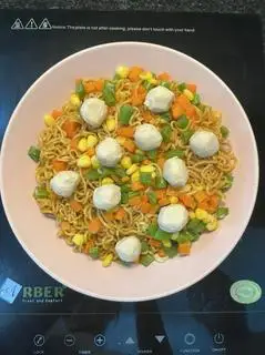 Hình ảnh Mì trộn cá viên