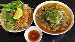 bún bò tái nạm chả - 59.000 ₫ tại Bún Bò Thố Đá 3 Miền - Lữ Gia