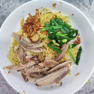 Mì gà xé làm khô - 9.000 ₫ tại Hủ Tiếu & Miến Gà Xé A Thanh - Phạm Thế Hiển