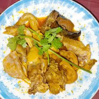 Hình ảnh Phá lấu bánh mì - 2 người