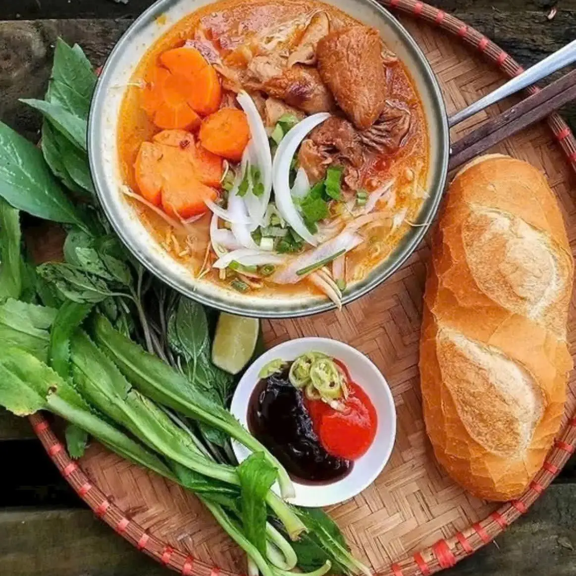 Bánh mì bò kho - 58.000 ₫ tại Bò Kho Cảnh Viên - Khu Đô Thị Phú Mỹ Hưng