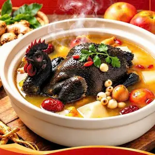 Hình ảnh Gà ác tiềm thuốc bắc