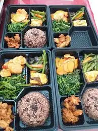 Hình ảnh Cơm suất ngũ hành gạo lứt chay