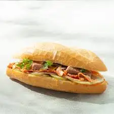 Bánh mì thập cẩm - 30.000 ₫ tại Cơm Chiên, Bánh Mì & Xôi Mặn 368 - Hồ Học Lãm
