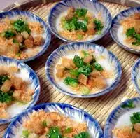Bèo Chén Tôm Tươi Cháy - 45.000 ₫ tại Bánh Bèo Ohzee