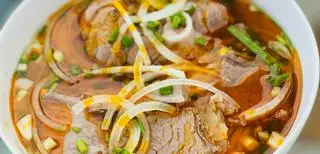 Bún bò Huế - 40.000 ₫ tại Như Ý - Hủ Tiếu & Mì Quảng - Tú Mỡ