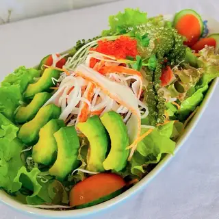 Salad thanh cua - bơ - crab stick salad - sốt mè - 119.000 ₫ tại Sushi Tokyo Deli - Sashimi & Salad - Vạn Kiếp