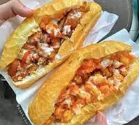 Hình ảnh Bánh mỳ nem ngô