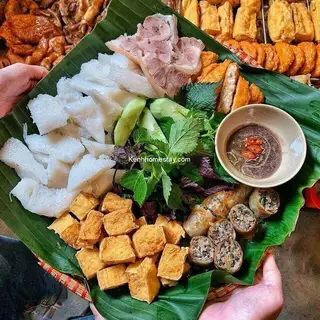 Bún đậu đặc biệt mẹt nhỏ - 150.000 ₫ tại Quán Bún Đậu Mắm Tôm - Lê Liễu