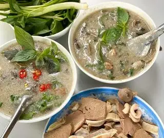 Cháo lòng riêng - 85.000 ₫ tại Cháo Lòng Má Heo 18A Nam Định - Đặng Thùy Trâm