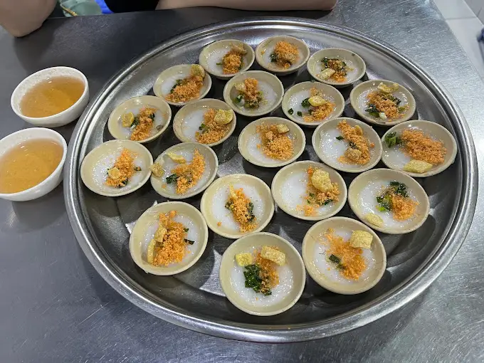 Bánh bèo mâm - 20 cái - 72.000 ₫ tại Bánh Bèo Huế O Trinh - Bùi Thị Xuân