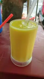 Sinh tố xoài - 42.000 ₫ tại Ấm Cafe - Sinh Tố & Nước Ép - Nguyễn Đình Chiểu