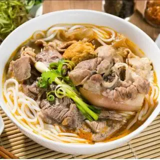 BÚN BÒ HUẾ ĐẶC BIỆT - 95.000 ₫ tại Thanh Xuân Quán - Bún Bò - Lương Định Của