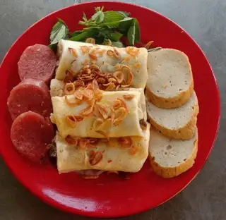 Bánh cuốn trứng - 37.000 ₫ tại Bánh Cuốn Nóng 430 - Lê Quang Định