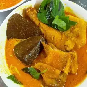 Hình ảnh Bánh mì cà ri gà ta