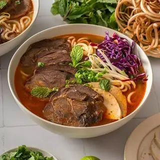 Bún Nạm - Chả - 50.000 ₫ tại Bún Bò Núp Hẻm - Nguyễn Công Hoan