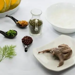 Bồ câu đậu xanh - 20.000 ₫ tại Cháo Dinh Dưỡng Family Soup - Nguyễn Thị Sóc