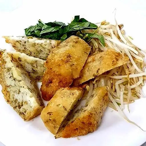 Bánh cống thêm - 15.000 ₫ tại Bánh Cuốn Như Quỳnh - Tô Hiến Thành