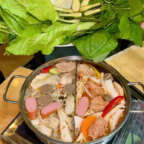 Tiệm Chay Thong Thả - Hòa Hảo - Món chay gần bạn