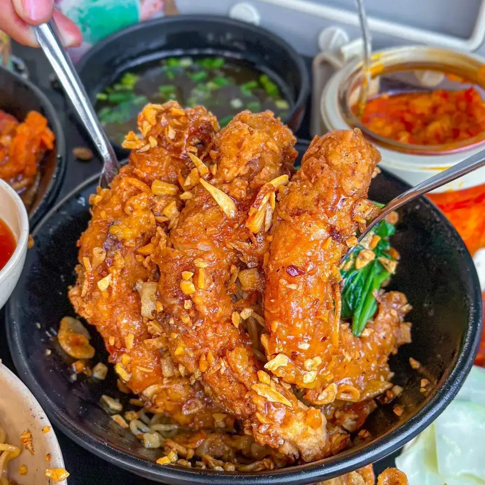 Mì tôm sốt trứng muối khô - 85.000 ₫ tại Mì Gà Quay San San - Cù Lao