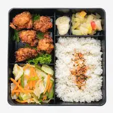 Hình ảnh Cơm bento gà sốt cay  - karaage bento