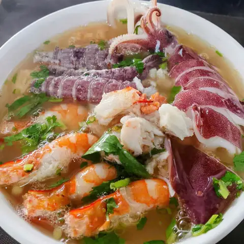Hình ảnh Như Ngọc Quán - Hoàng Hữu Nam