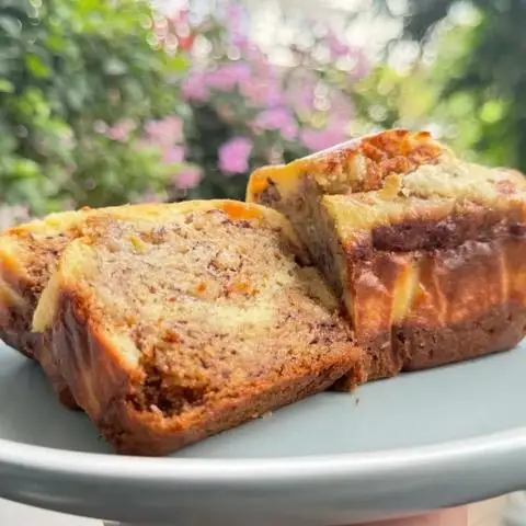 Hình ảnh EM Bakes & Café - Khu Đô Thị Vạn Phúc
