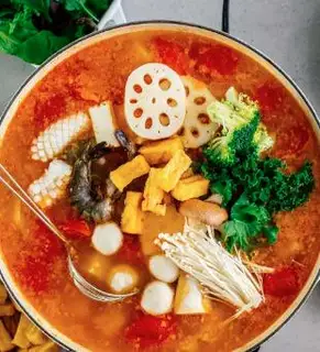 Lẩu thái cay - 200.000 ₫ tại Quán Chay Nhà Mình - Nguyễn Đình Chính