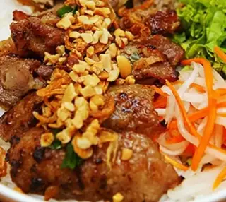 Bún thịt nướng +nem nướng - 45.000 ₫ tại Thảo Sương - Bún Thịt Nướng - Thái Ly