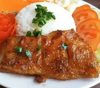 Cơm tấm sườn - 50.000 ₫ tại Cơm Tấm Góc Phố - Phan Văn Hân