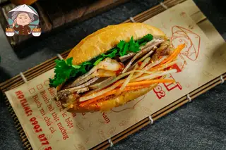 Bánh mì mini - 19.000 ₫ tại Bánh Mì Quảng Nam 92 - Nguyễn Thị Minh Khai