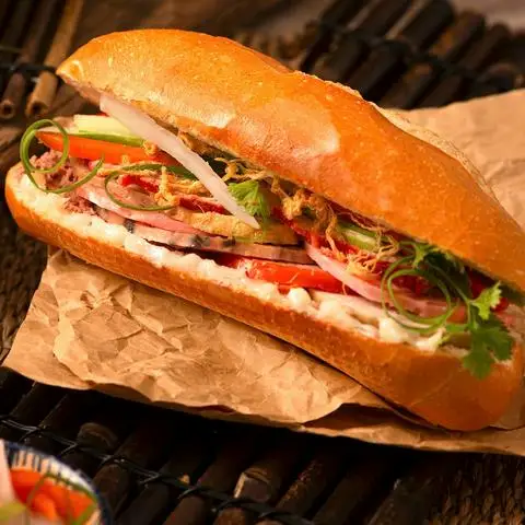 Hình ảnh Bánh Mì Sài Gòn - Lê Văn Hiến