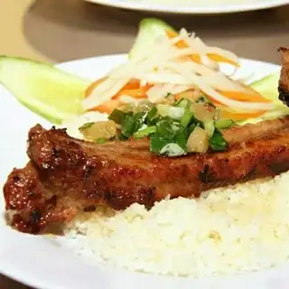 Hình ảnh Cơm sườn non nướng
