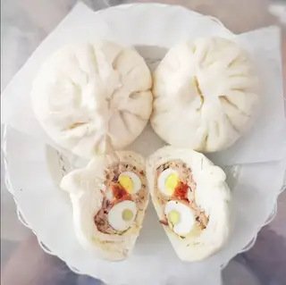 Bánh bao 2 trứng cút Thọ Phát - 25.000 ₫ tại Lò Bánh Mì Đức Thành - Huỳnh Tấn Phát