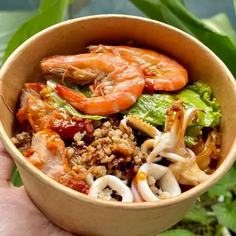 Mì Trộn Mon Ú - Mì Trộn, Lẩu Ly & Cá Viên - Lý Chính Thắng - Bún/Phở/Mỳ/Cháo gần bạn